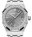 Royal Oak 37mm  in Steel with Diamond Bezel on Steel Bracelet with Gray Tapisserie Dial