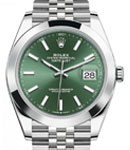 Datejust 41mm in Steel with Smooth Bezel on Bracelet with Green Index Dial