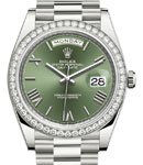 Day Date 40mm in White Gold with Diamond Bezel on President Bracelet with Olive Green Roman Dial