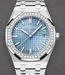 Royal Oak 34mm in Steel with Diamond Bezel on Steel Bracelet with Sky Blue Tapisserie Dial