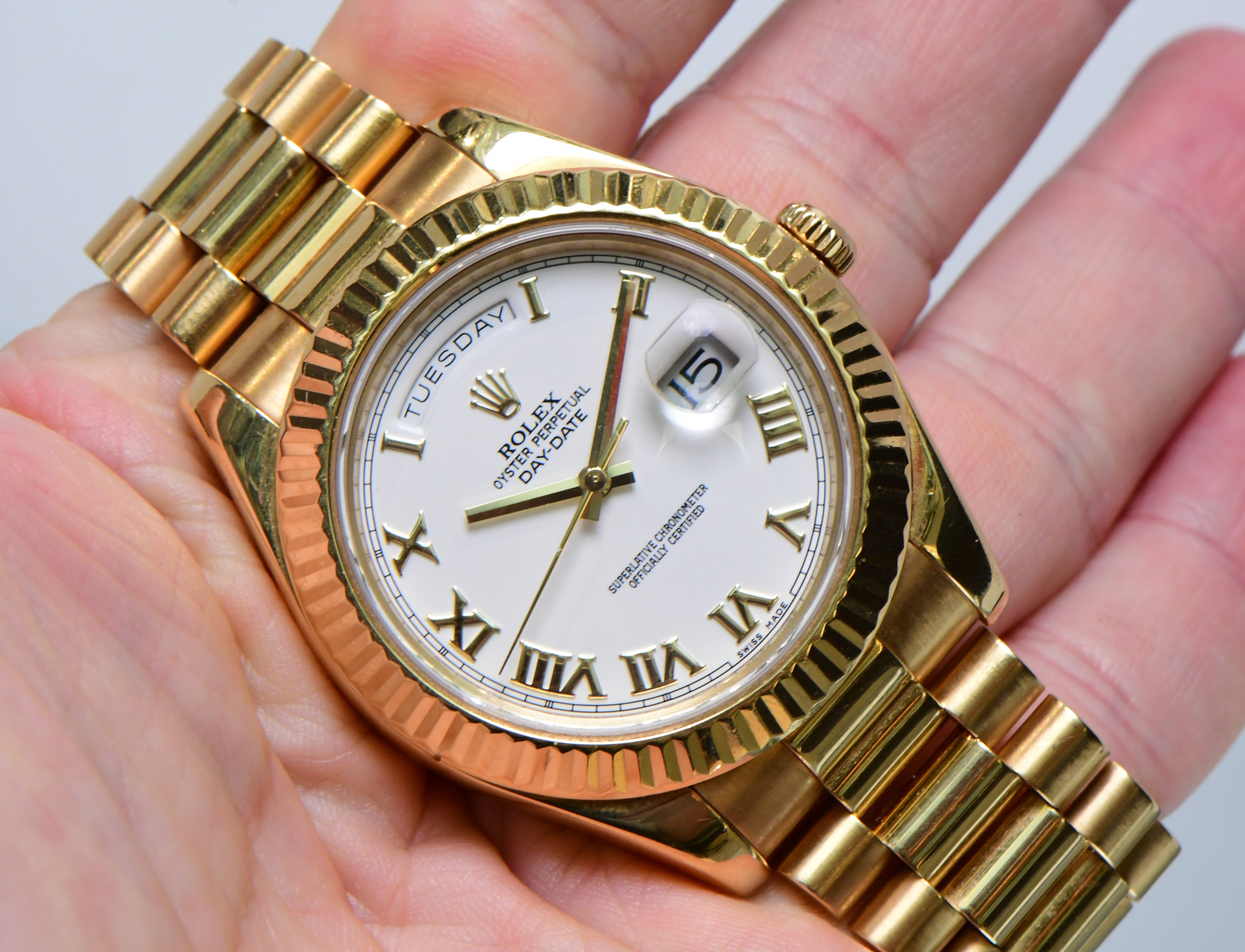 Pre-Owned Rolex 41mm Day-Date President in Yellow Gold on President Bracelet with White Roman Dial