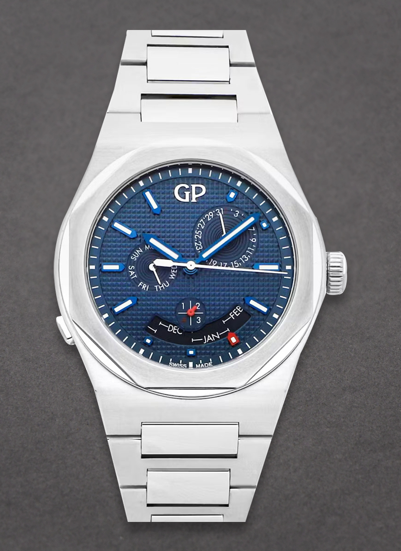 Girard Perregaux Laureato Perpetual Calendar 42mm in Steel