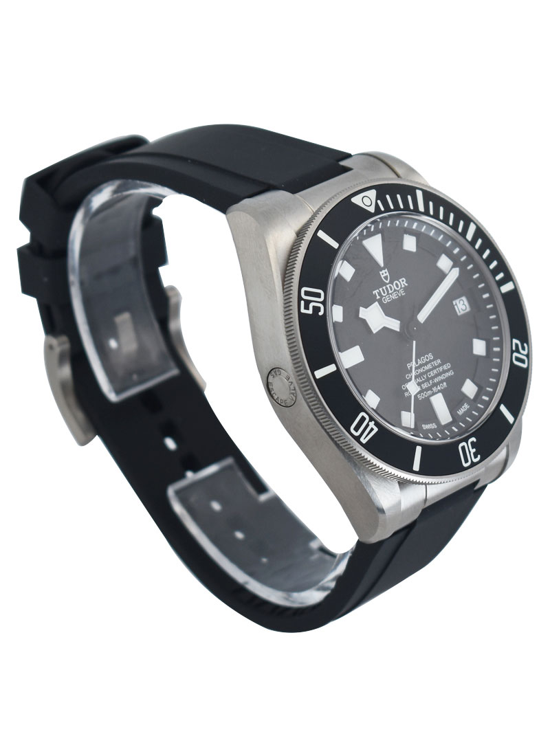 Tudor Pelagos Titanium on Bracelet, Plus Rubber Strap and Buckle M25600TN-0001