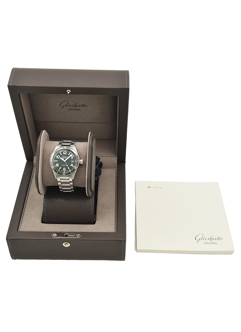 1-39-11-13-83-70 Glashutte Pano Series PanoMaticDate Steel