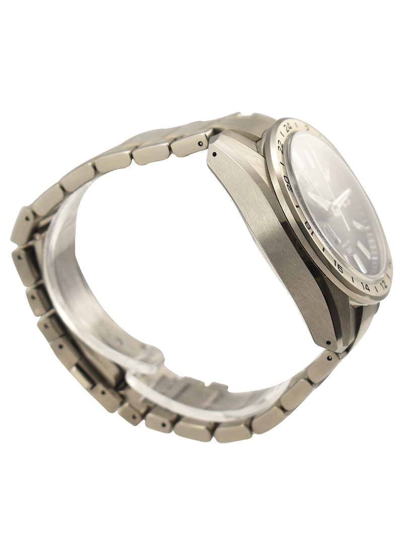 Grand Seiko Evolution 9 Spring Drive GMT in Titanium SBGE283
