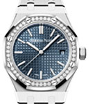 Royal Oak 37mm  in Steel with Diamond Bezel on Steel Bracelet with Blue Tapisserie Dial