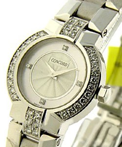 Lady's White  Gold Round La Scala  Diamond Case and Lugs