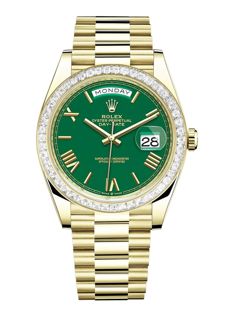Pre-Owned Rolex Day Date President 40mm in Yellow Gold with Baguette Diamond Bezel