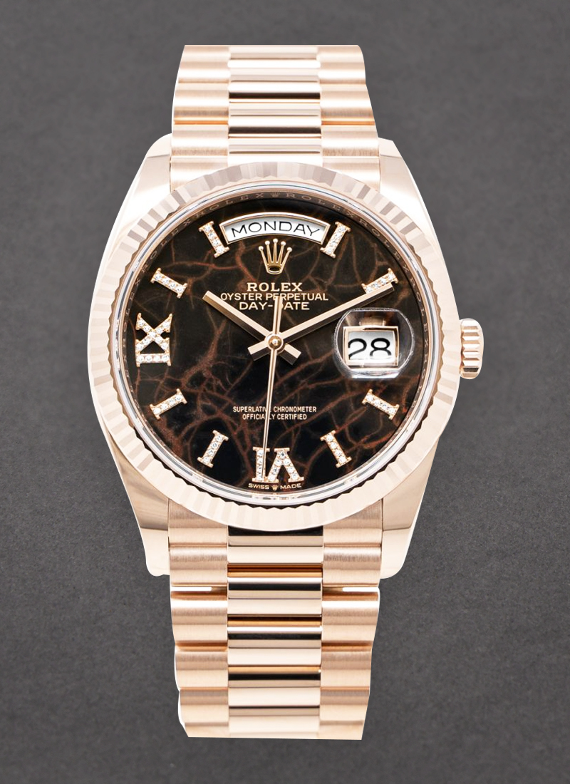 Pre-Owned Rolex President Day Date in Rose Gold with Fluted Bezel