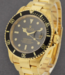 Submariner in Yellow Gold with Black Bezel on Oyster Bracelet with Black Dial