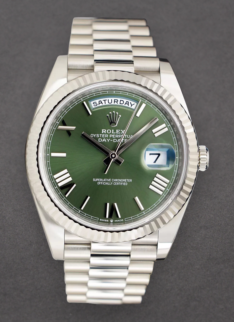 Pre-Owned Rolex Day Date 40mm President in Platinum with Smooth Bezel