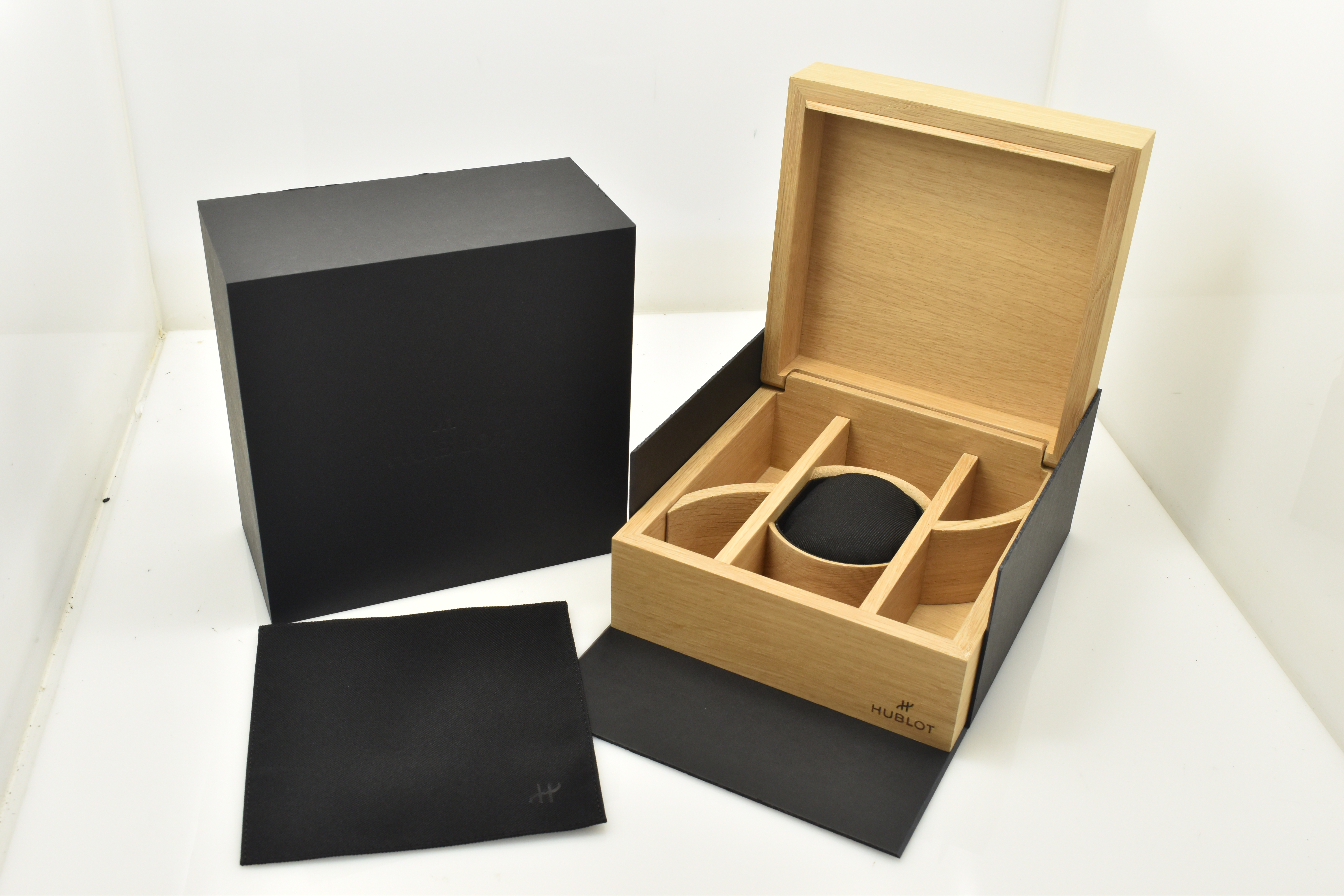 703.CI.1129.NR.USB12