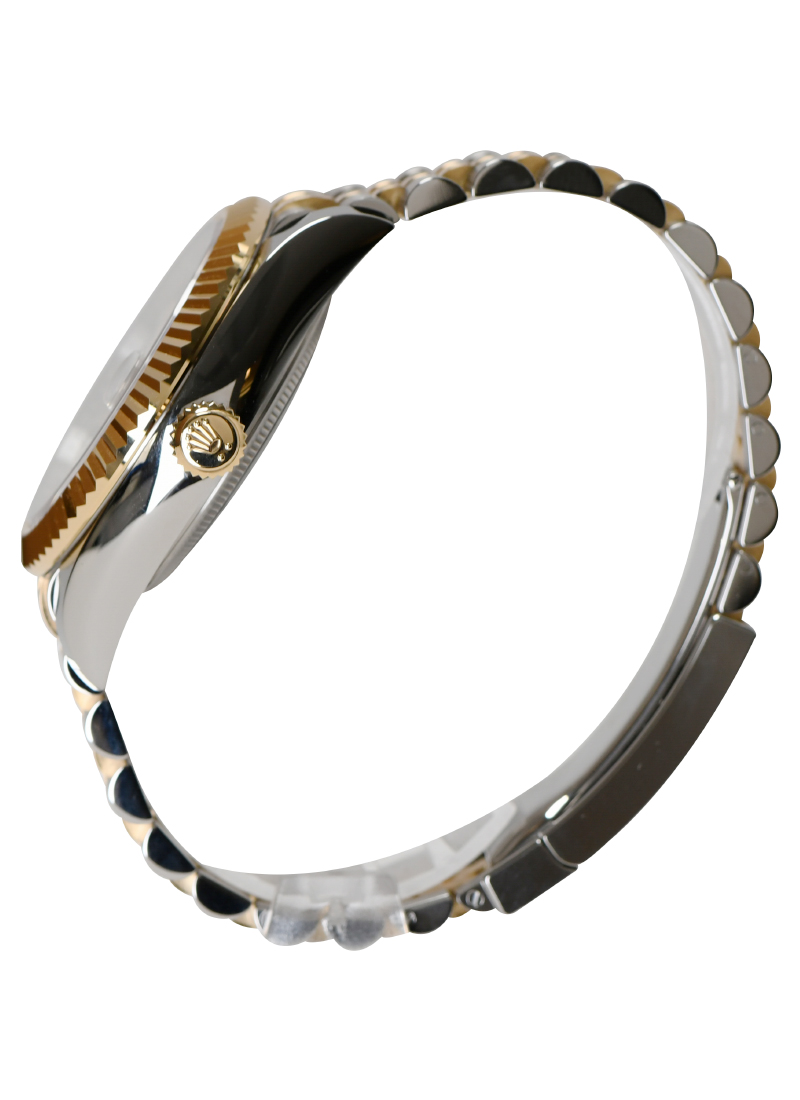 Rolex Sky Dweller Two-Tone in Stainless Steel and Yellow Gold 336933