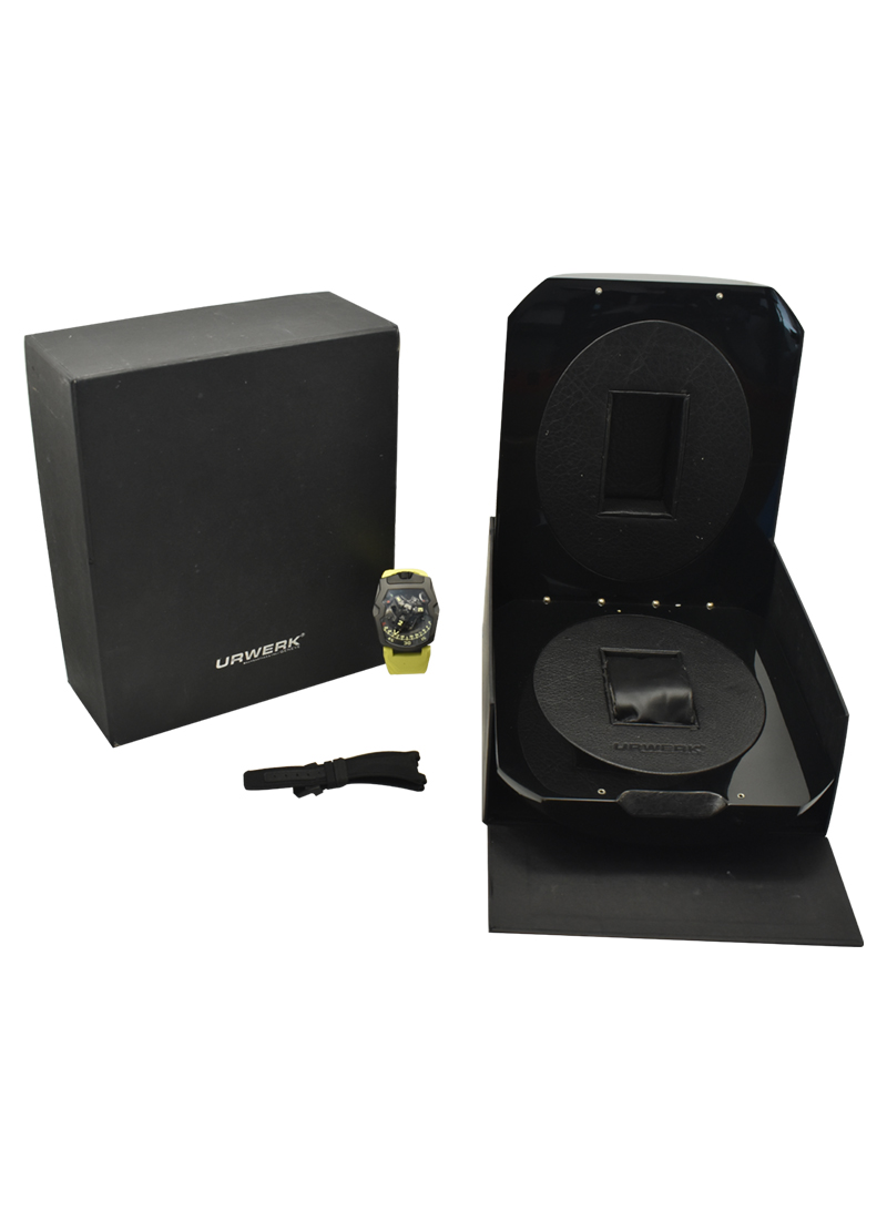 Urwerk 210Y Black Hawk in AlTiN-Treated Steel Z15-685