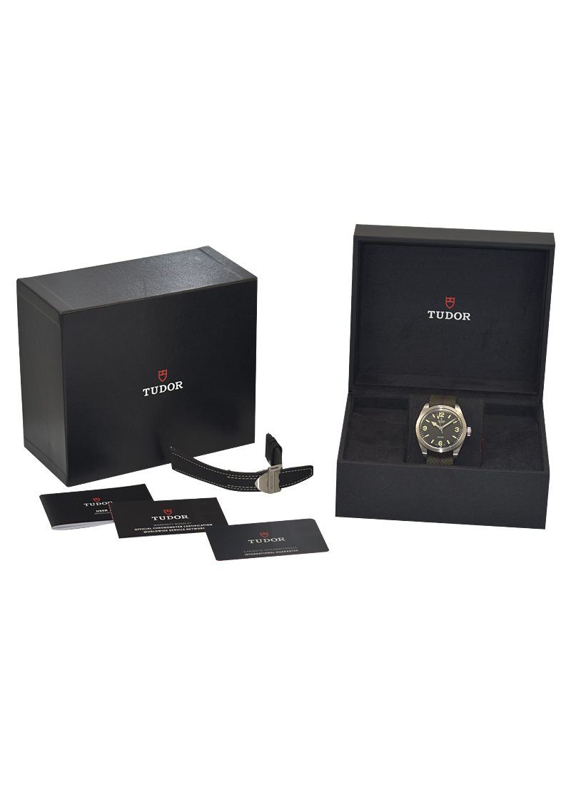 M79950-0003 Tudor Ranger | Rostovsky Watches