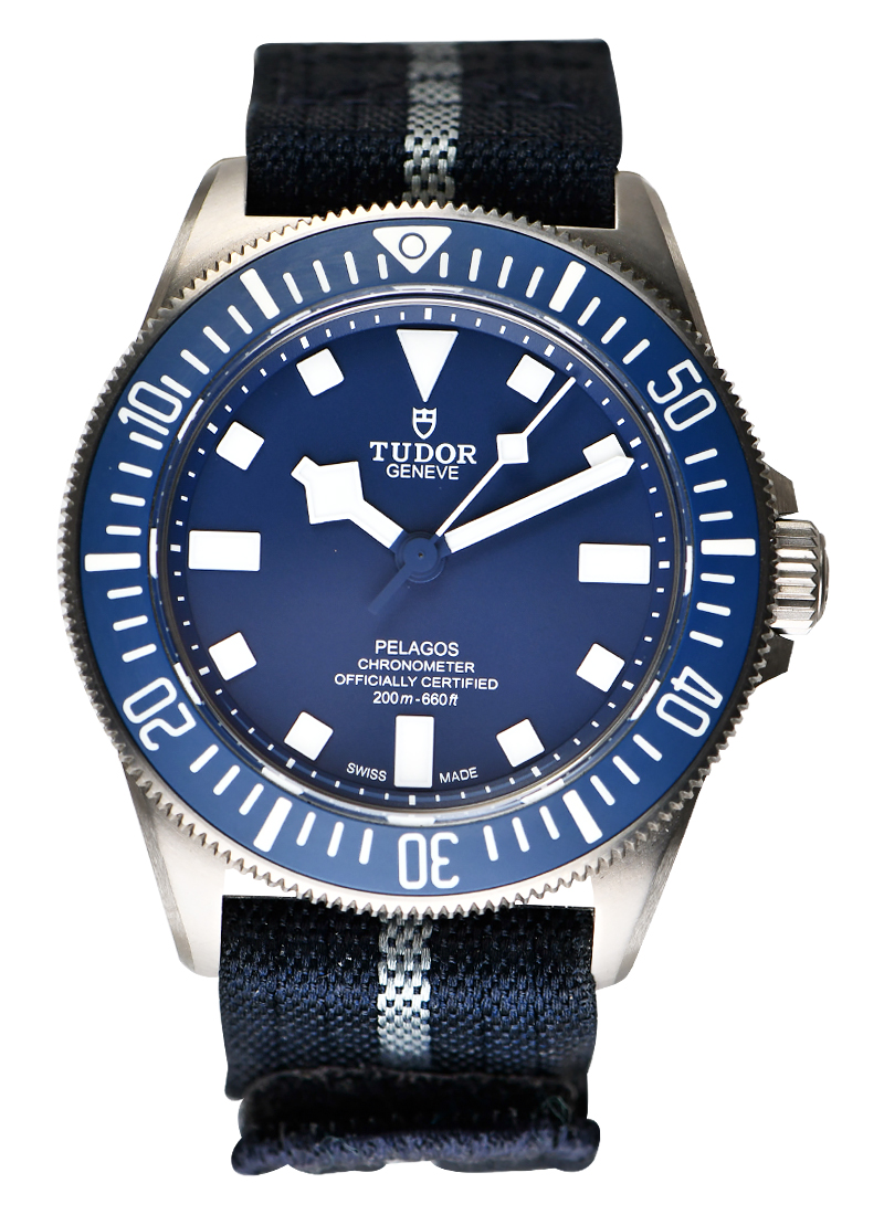 M25707B/23-001