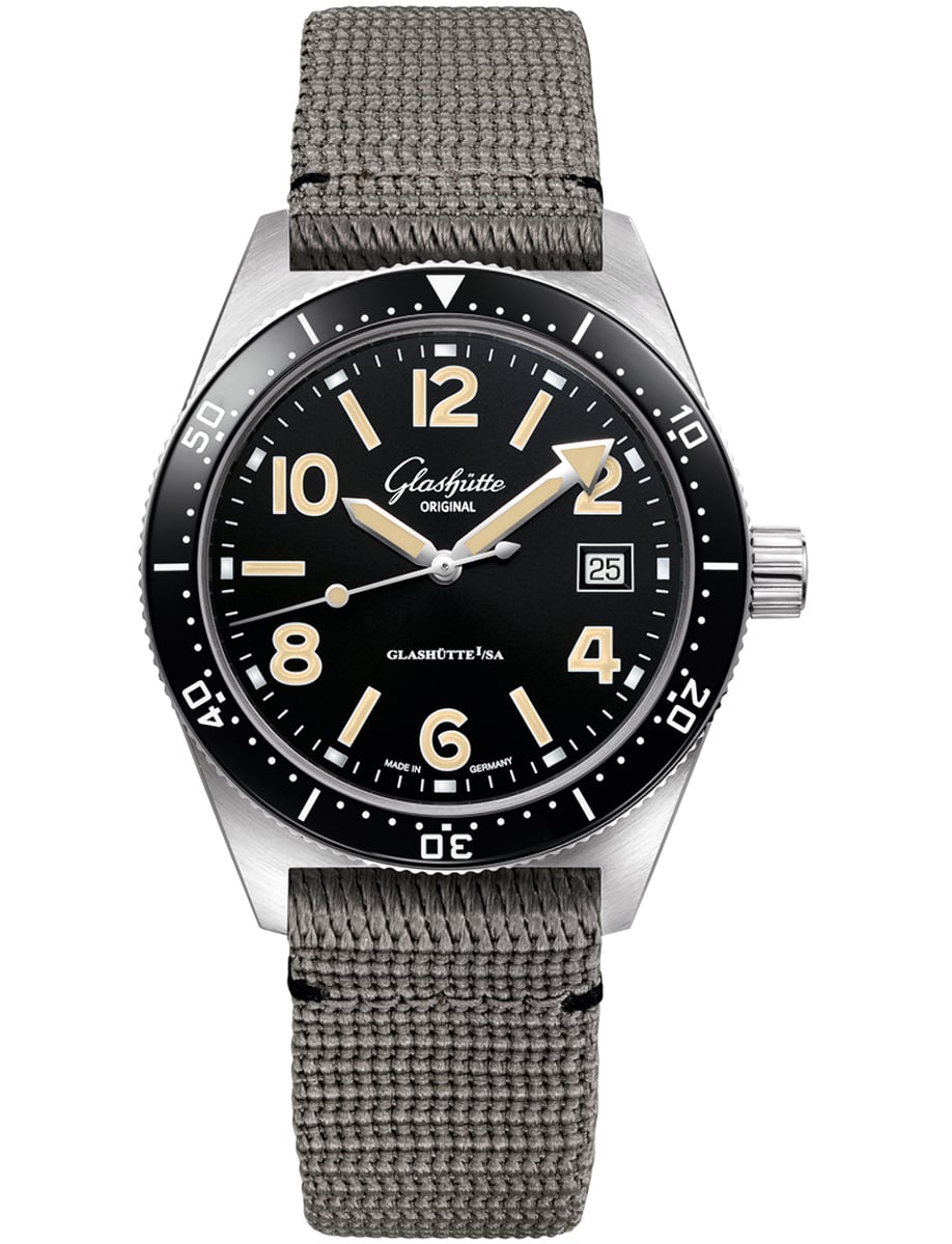 SeaQ Date 39.5mm in Steel with Black Bezel on Grey Fabric Strap with Black Dial