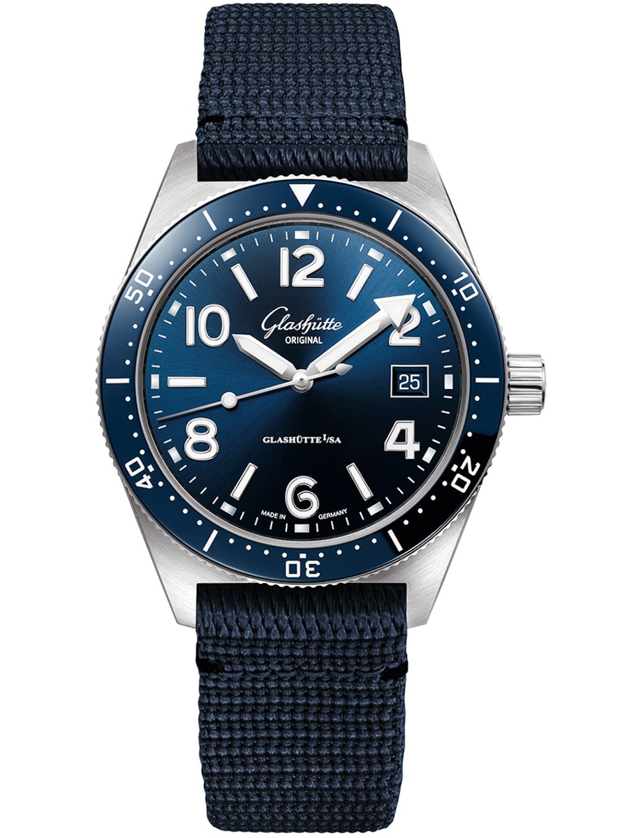 Spezialist SeaQ Date 39.5mm in Steel with Blue Bezel on Blue Fabric Strap with Blue Dial