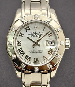 Masterpiece Lady's in White Gold with 12 Diamond Bezel on Pearlmaster Bracelet with MOP Roman Dial