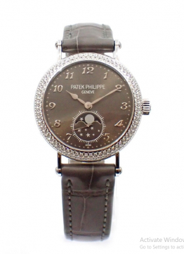 Patek Philippe 7121/200G-010 7121 Ladies Complicated Moon Phase in White Gold with Diamond Bezel 7121/200G-010