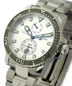Maxi Marine Diver Chronometer 42.7mm Automaic in Steel on Steel Bracelet with Silver Dial