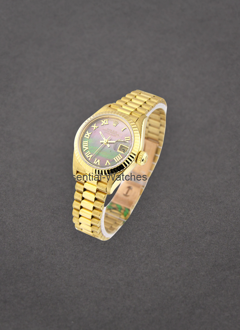 Pre-Owned Rolex President 26mm in Yellow Gold with Fluted Bezel