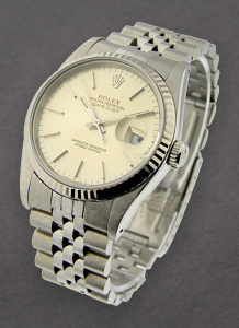 Pre-Owned Rolex 16220 Men's Datejust 36mm with White Gold Fluted Bezel 16220