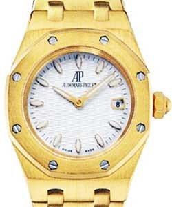 Lady's ROYAL OAK - Yellow Gold Yellow Gold on Bracelet with White Dial 