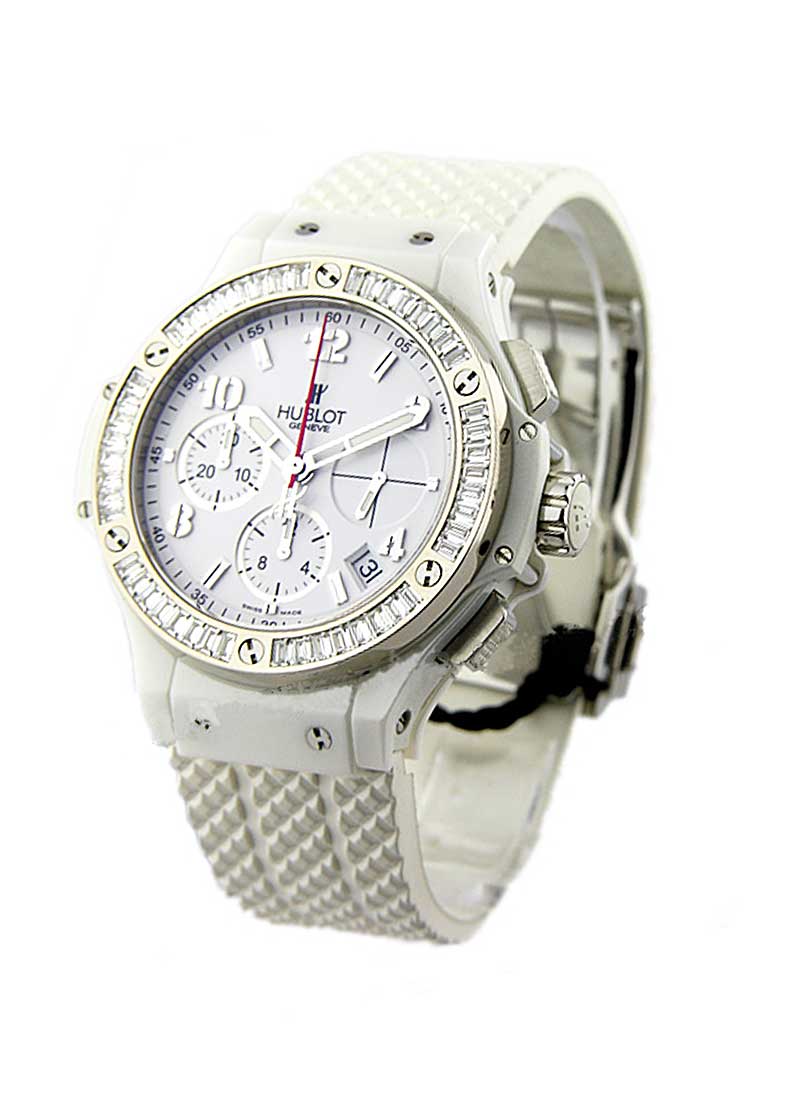 Hublot Big Bang 41mm in White Ceramic with Baguette Diamond Bezel