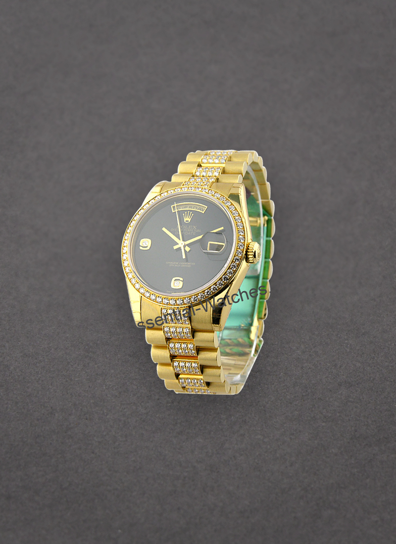 Pre-Owned Rolex Date Day - President - Yellow Gold - Diamond Bezel