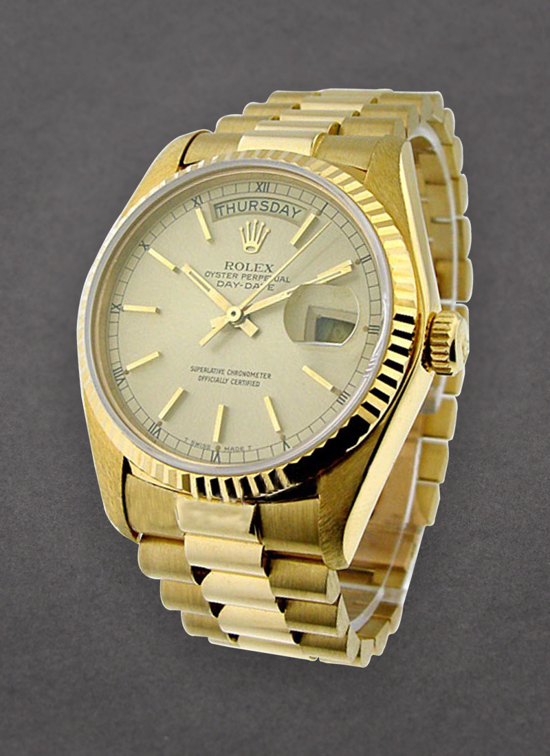 Pre-Owned Rolex Day-Date 36mm in Yellow Gold with Fluted Bezel