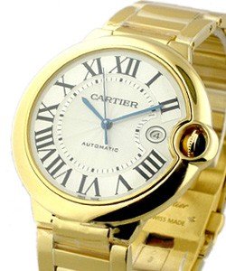Ballon Bleu Large Size in Yellow Gold on Yellow Gold Bracelet with Silver Dial