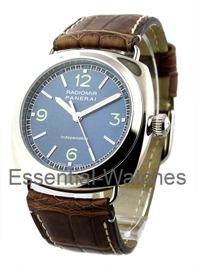 PAM00080 Panerai Special Editions 2001 Essential Watches