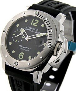 PAM 24 - Luminor Submersible in Steel on Black Rubber Strap with Black Dial