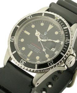 Submariner in Steel with Black Bezel on Black Rubber Strap With Black Dial