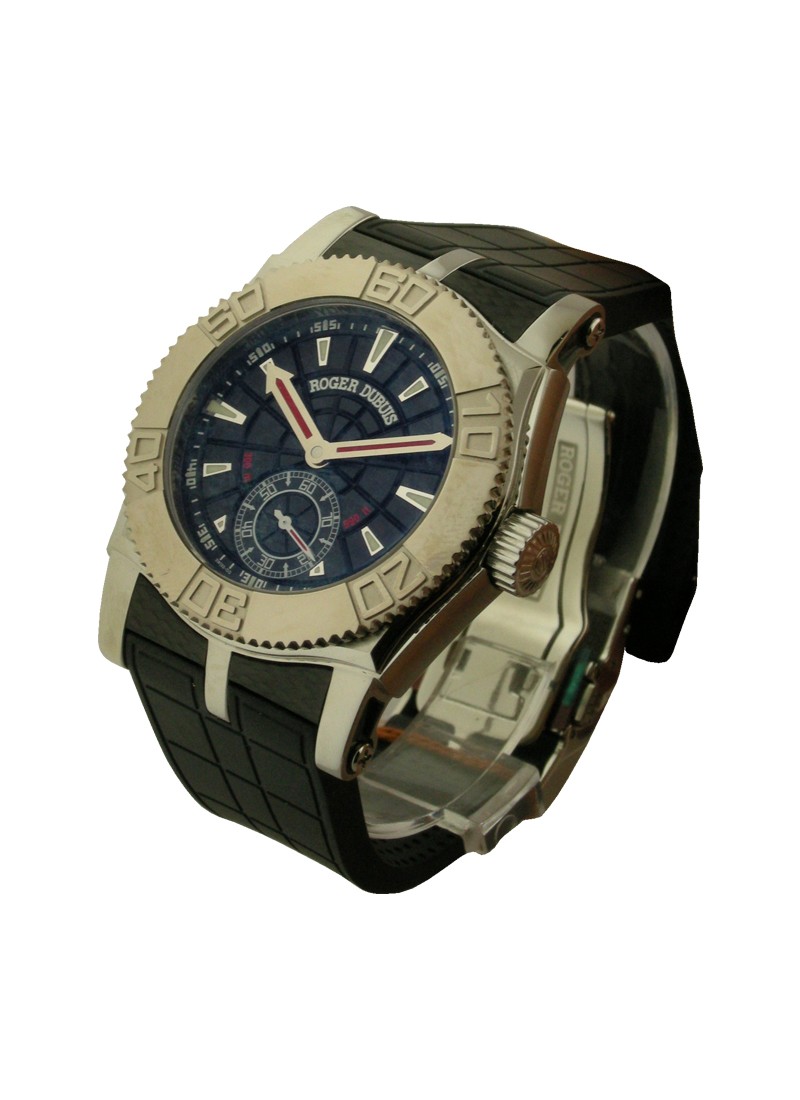 Roger Dubuis Easy Diver 40mm in Steel With White Gold Bezel