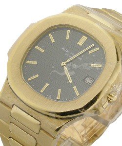 Men's 3800 Nautilus in Yellow Gold   Mid Size - Automatic - Mint Condition