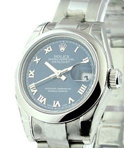 Datejust Ladies 26mm in Steel with Domed Bezel on Steel Oyster Bracelet with Blue Roman Dial
