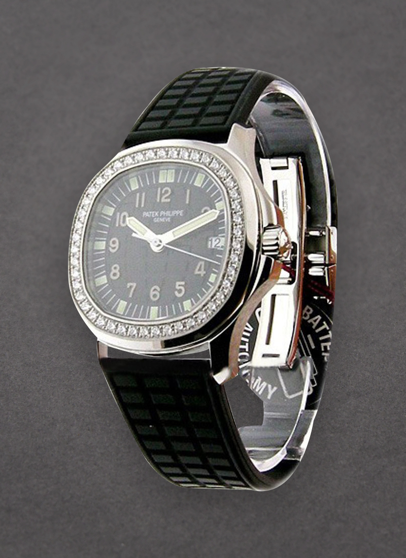 Patek Philippe Lady's Aquanaut 5067A in Stainless Steel with Diamond Bezel 