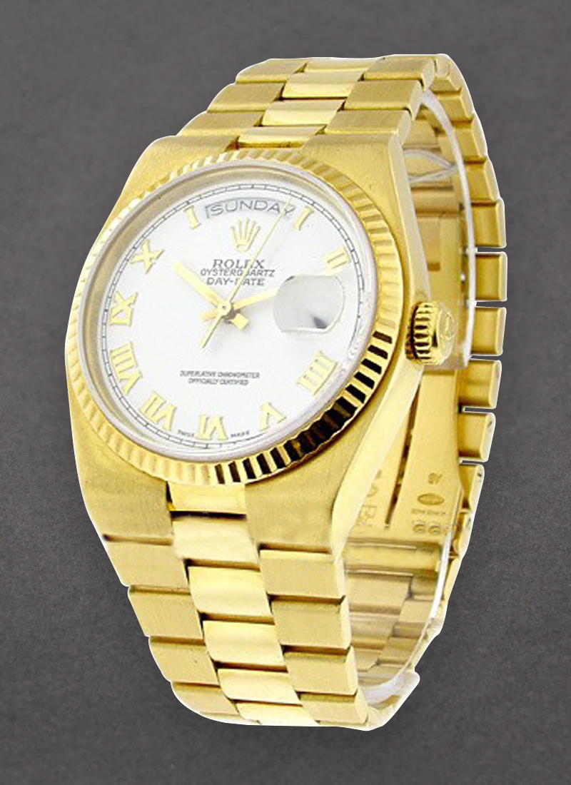 Pre-Owned Rolex President Day-Date in Yellow Gold With Fluted Bezel 