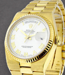 President Day-Date in Yellow Gold With Fluted Bezel  on Oyster Quartz Bracelet with White Roman Dial