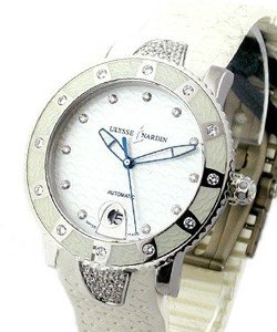 Lady Diver in Steel with Diamond Bezel and Lugs on White Rubber Strap with White Diamond Dial
