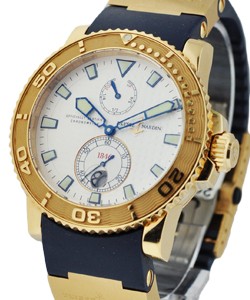 Maxi Marine Diver Chronometer 42.7mm in Rose Gold  on Black Rubber Strap with White Dial