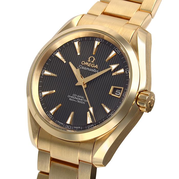 Aqua Terra 39mm in Yellow Gold on Yellow Gold Bracelet with Grey Dial
