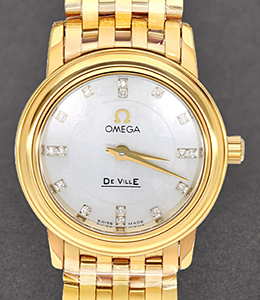 De Ville Prestige Lady''s Yellow Gold on Bracelet with MOP Diamond Dial