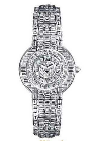 Polo Small in White Gold with Diamond Bezel on White Gold Baguette Diamond Bracelet with Pave Diamond Dial