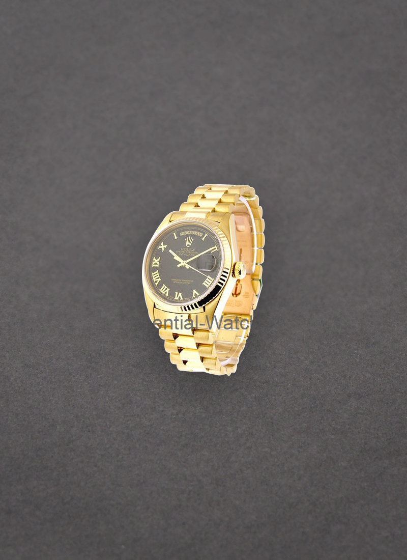 Pre-Owned Rolex Day-Date - President - 36mm - Yellow Gold - Fluted Bezel