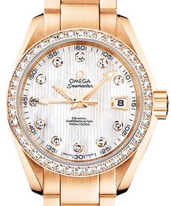 Aqua Terra Ladies in Rose Gold with Diamond Bezel on Rose Gold Bracelet with MOP Diamond Dial