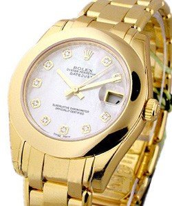 Masterpiece 34mm in Yellow Gold with Smooth Bezel on Pearlmaster Bracelet with White MOP Diamond Dial