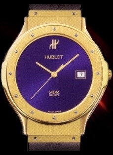Classic Large 36mm Quartz in Yellow Gold Yellow Gold on Bracelet with Blue Dial